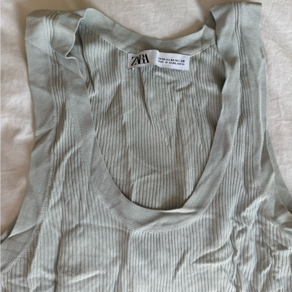 Light blue ribbed tank